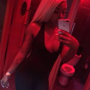 Meet your Posher, Sadera